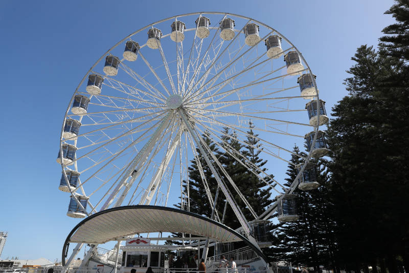Tourist Wheel Fremantle